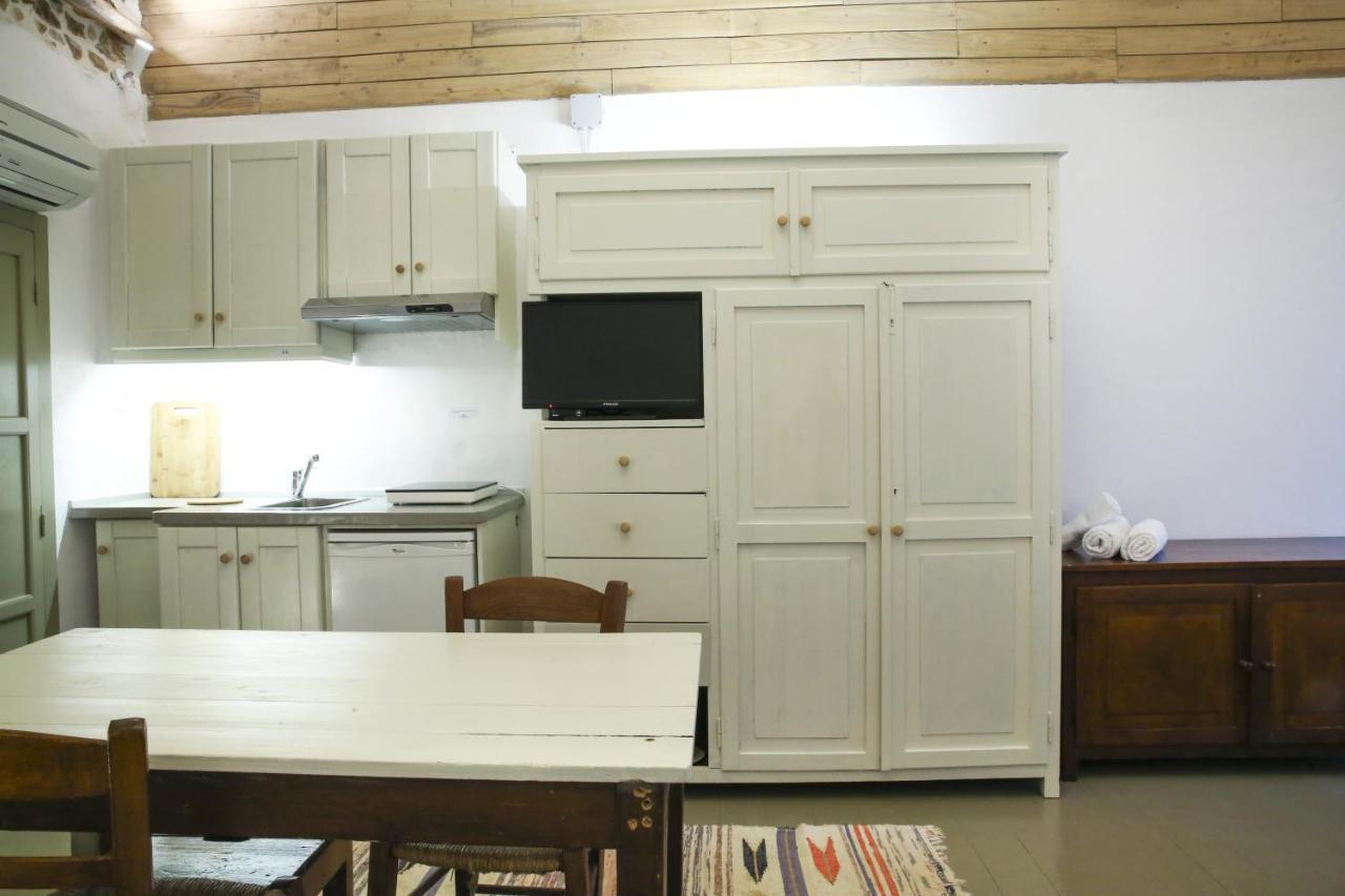 Ghermaniko Guesthouse Damúhari Kültér fotó